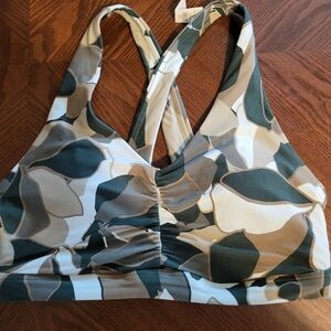 Offline By Aerie Real Me Ruched  Sport Bra Dusty Green Size Small or XL NWT Camo